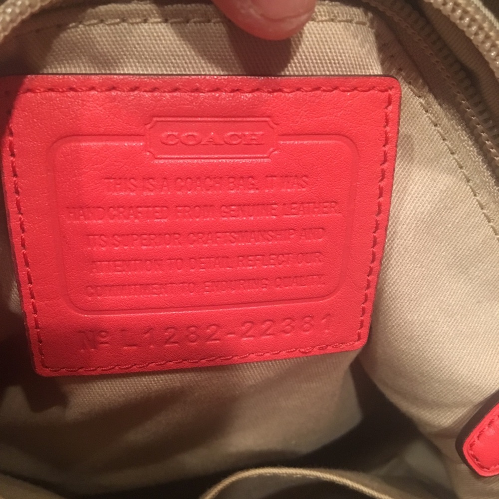 Coach Legacy Coral Leather Purse - Picture 5 of 8